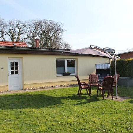 Bungalow Gross Dratow Esterno foto