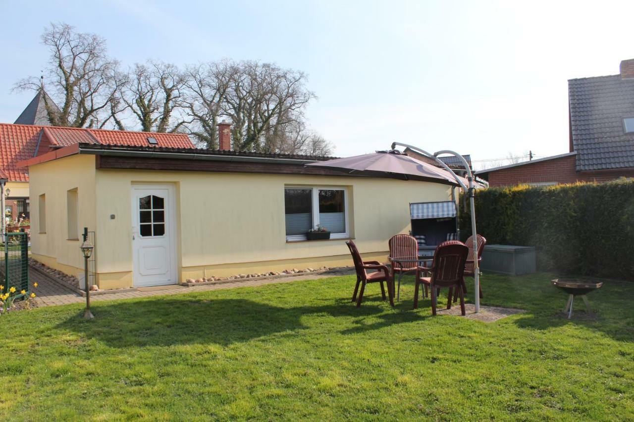 Bungalow Gross Dratow Esterno foto